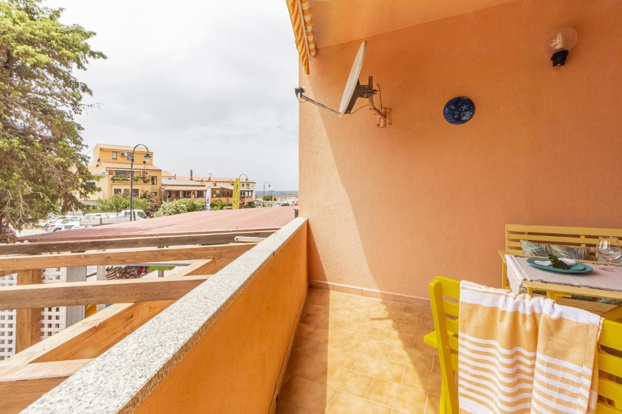 Relax Family House Al Mare Apartment Isola Rossa Exterior foto